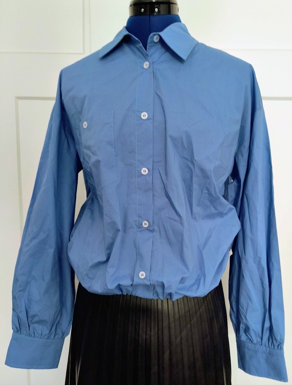 NWT Loucia Classic Women's Blue Button-Down Shirt 100 % Cotton